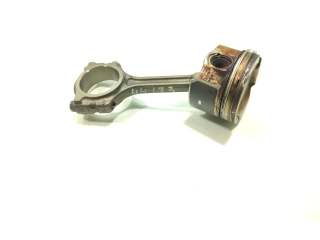 Поршень с шатуном HR13DDT Nissan Qashqai