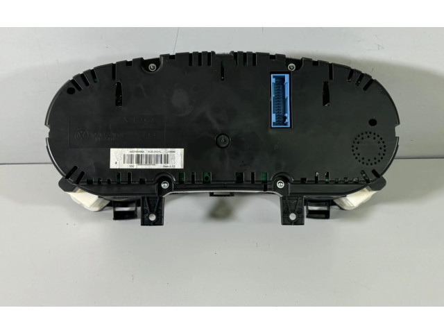 Панель приборов    Audi A1       