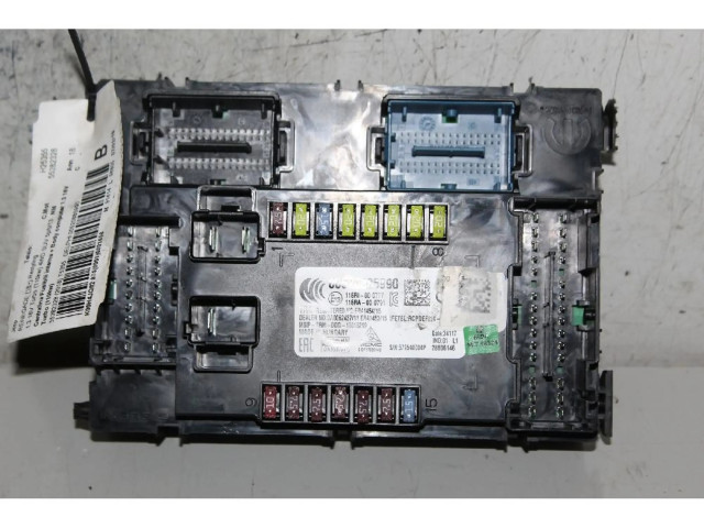 Блок предохранителей    Jeep Renegade    