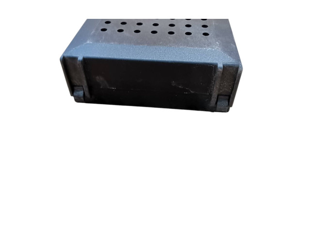 Блок предохранителей  8688153, 02W014   Volvo V70    