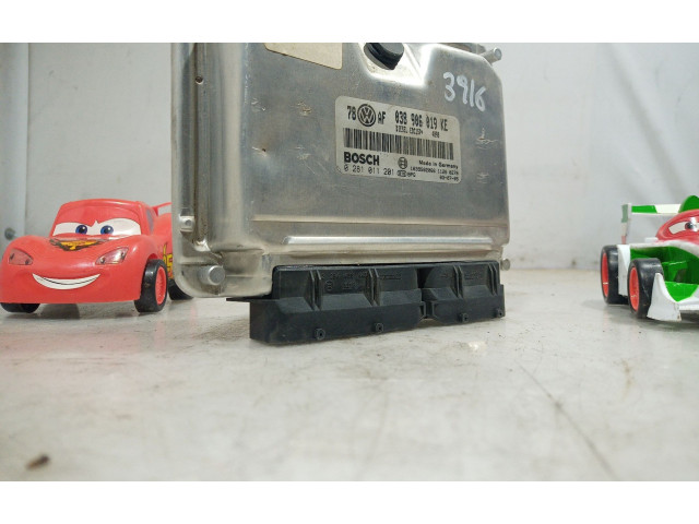 Řídící jednotka 038906019KE, 038906019KE Volkswagen Passat Alltrack 2003