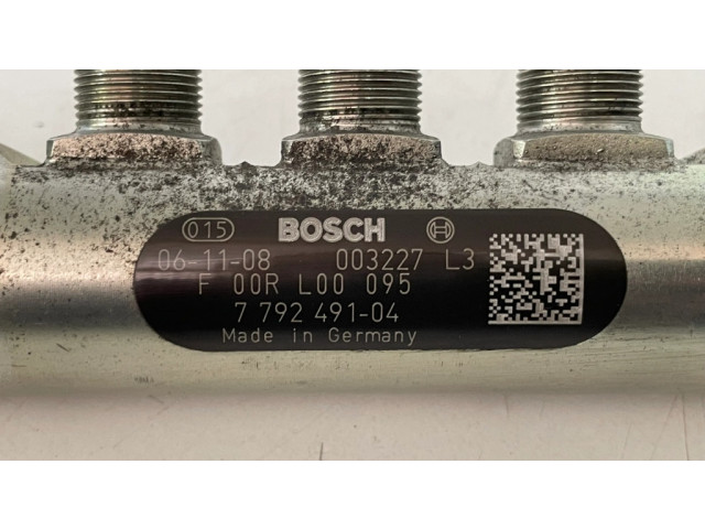 Vstřikovací lišta 7792491 BMW 7 E65 E66 pro naftový motor 4.5