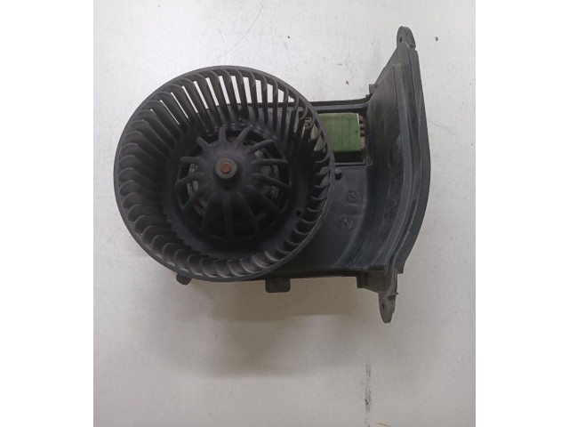 Вентилятор печки       Renault Clio III