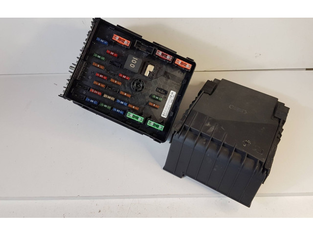 Pojistková skříňka 1K0937132F, 3C0937125A Volkswagen Tiguan 2012