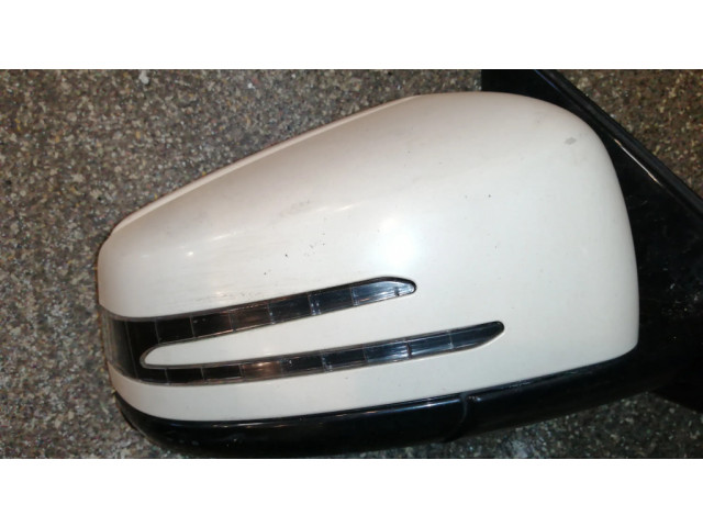 Зеркало электрическое правое Mercedes-Benz E W212 2009-2016 года