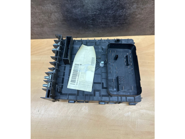 Блок предохранителей  1K0937125, 1K0937125A   Volkswagen Touran I    