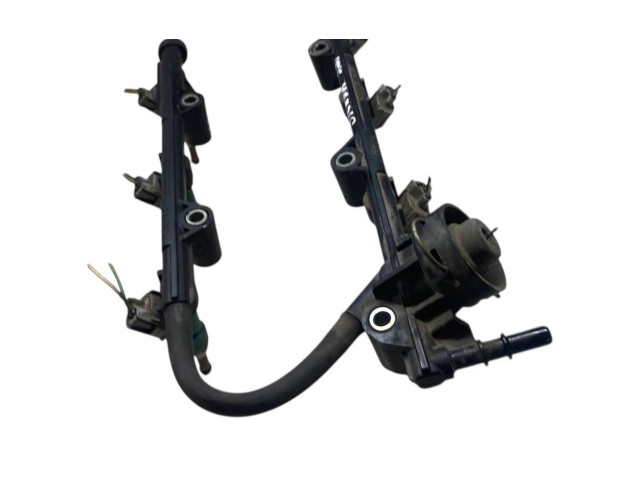 Топливная рампа 232500P010   Lexus RX III  