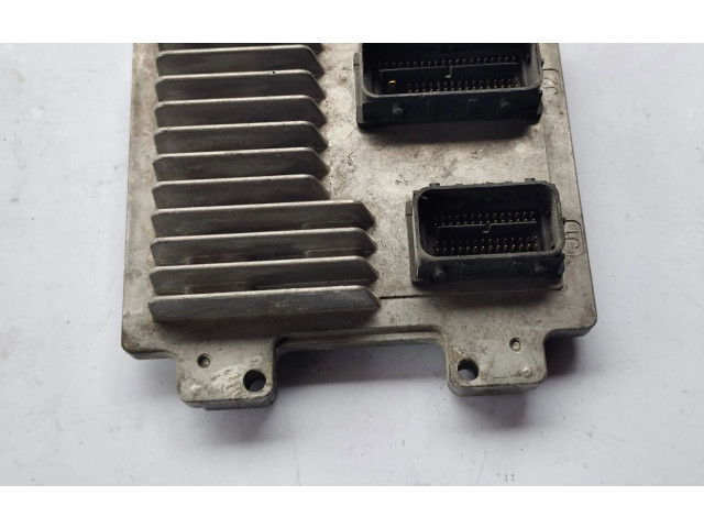 Блок управления двигателя 12638732, 12636386   Opel Meriva B