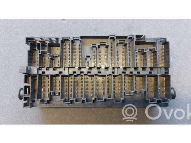 Блок предохранителей 357937039 Ford Galaxy