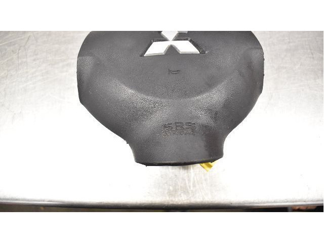 Подушка безопасности водителя Mitsubishi Outlander