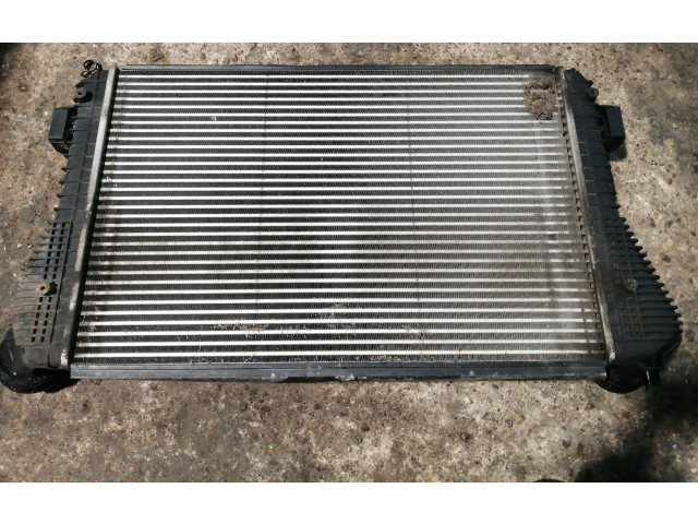 Интеркулер  1K0145803   Skoda Octavia Mk2 (1Z) 