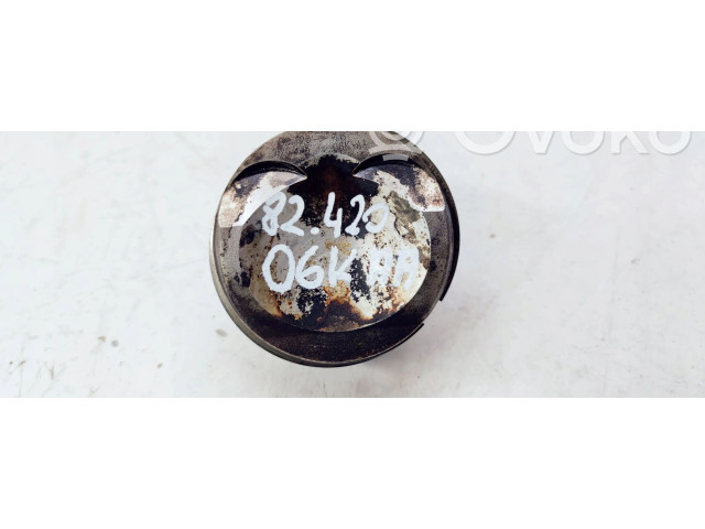 Píst 06LD06KAA Audi A5 8T 8F