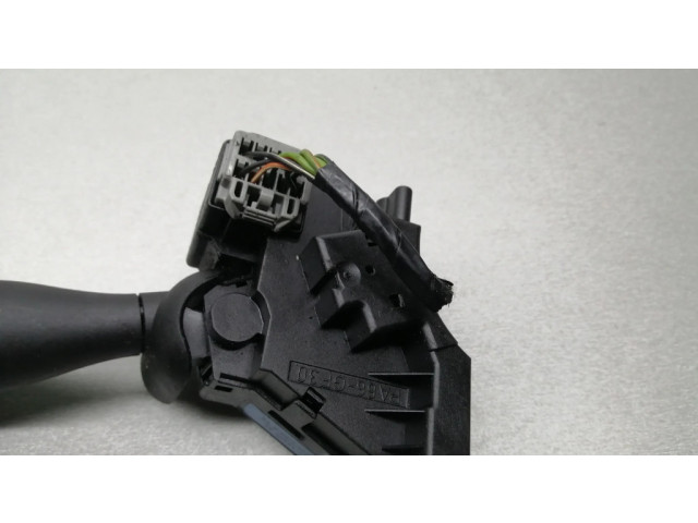 Ручка поворотов/ фонарей