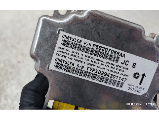 Блок подушек безопасности P68207066AA Fiat Freemont