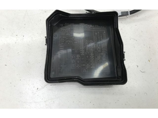 Блок предохранителей 8266252B50 Lexus LBX