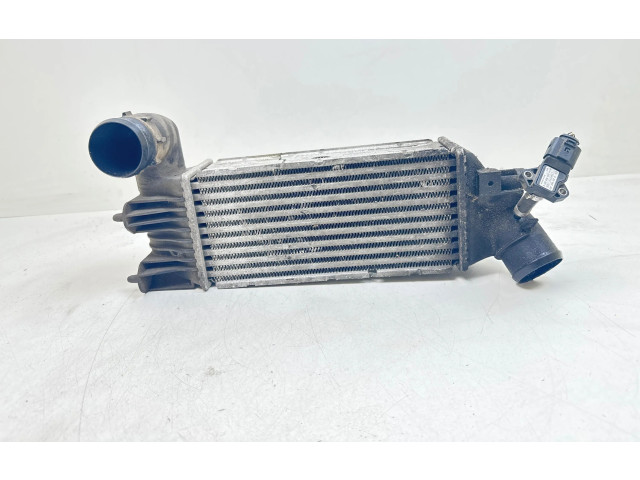 Интеркулер 9637809480, 864223EG Peugeot 607