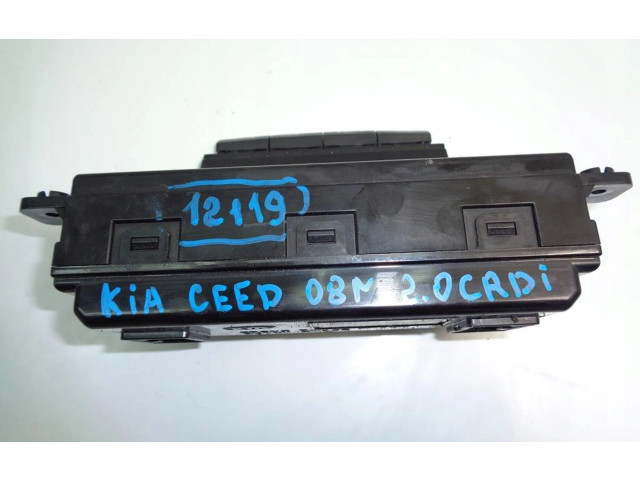 Дисплей    95710-1H100   KIA Pro Cee'd II
