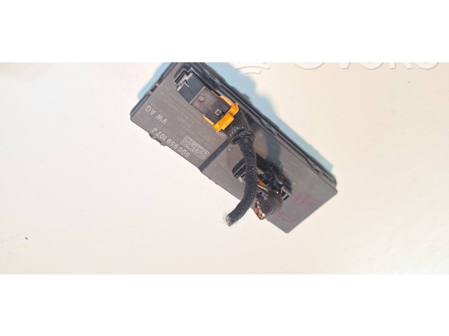 Блок управления центрального замка    5Q0959107J   Skoda Superb B8 (3V)