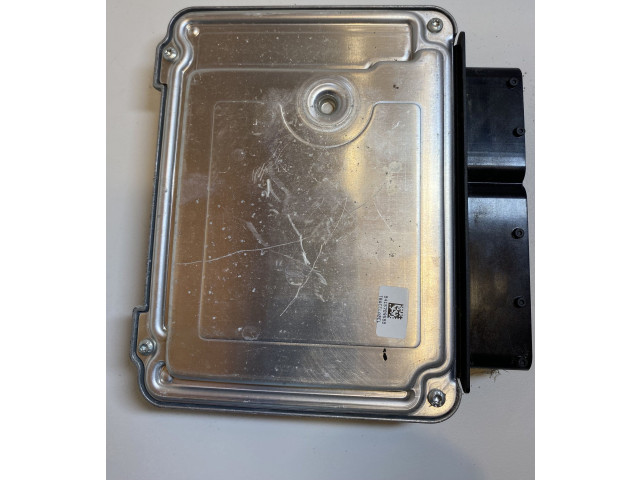 Řídící jednotka 03G906021PC Volkswagen Caddy 2007