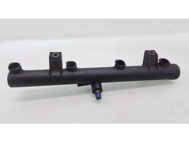 Топливная рампа 9628084680 Citroen Xsara 1.8