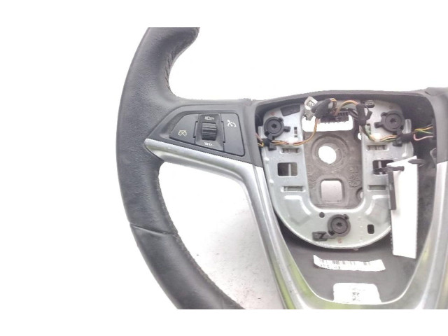 Руль Opel Meriva B 2010 - 2016 года