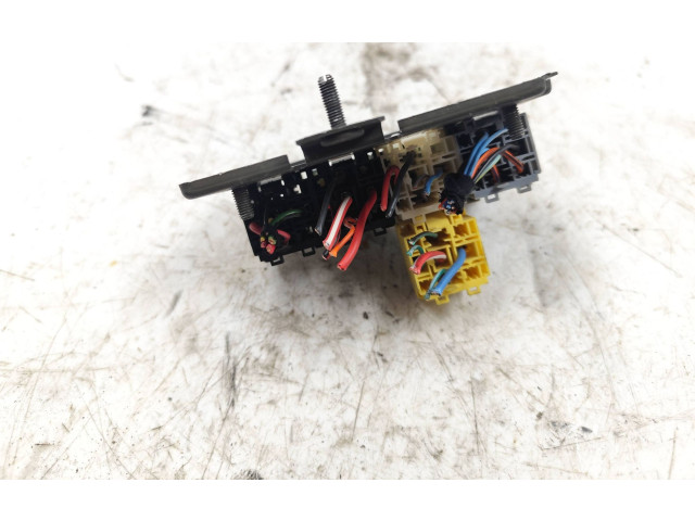 Pojistková skříňka Alfa Romeo 145 - 146 2000