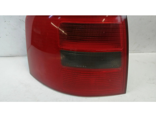 Světlo zadní  levé 4B9945095D   Audi A6 Allroad C5 2001