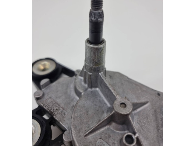 Моторчик заднего дворника 8v4117k441ac    Ford Kuga I