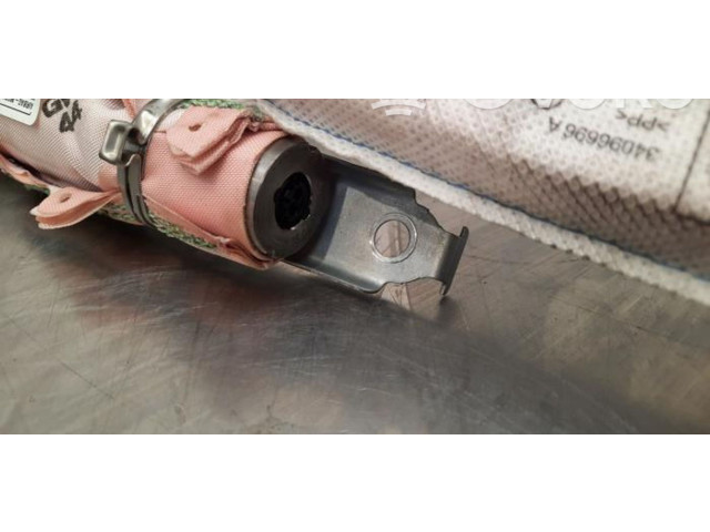 Боковая подушка безопасности 8X4880742C Audi A1