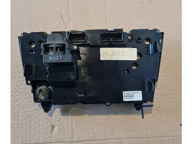 Блок управления климат-контролем 30746022, 06W34E01   Volvo V70