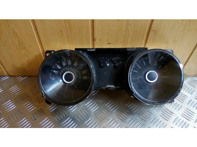 Přístrojová deska Ford Mustang V 2013 10890, 10849