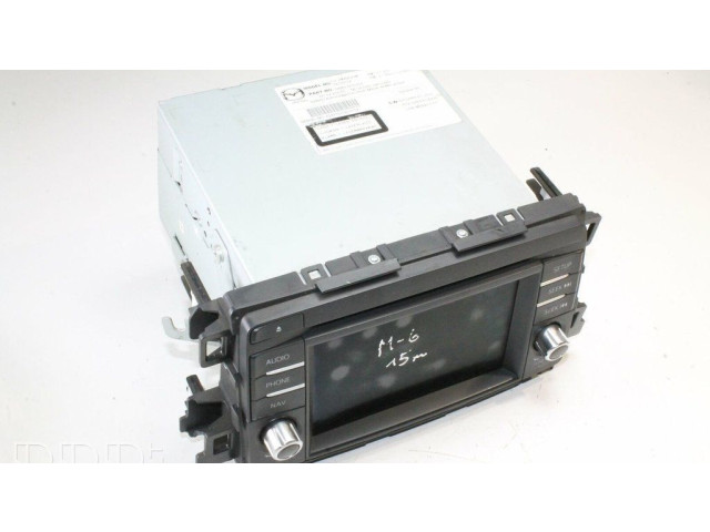 Радио/ проигрыватель CD/DVD / навигация