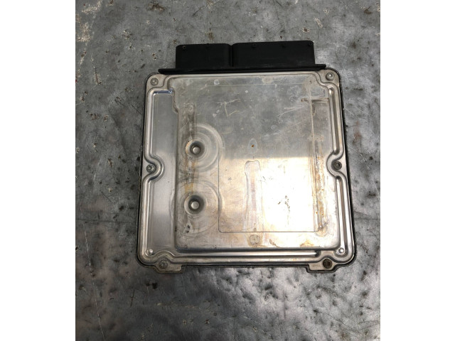 Řídící jednotka 4E0907401B   Audi A8 S8 D3 4E 2005