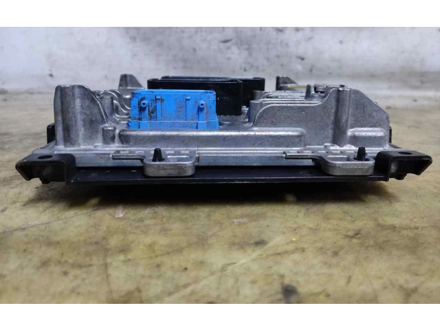 Řídící jednotka 39025864 Opel Zafira C 2017