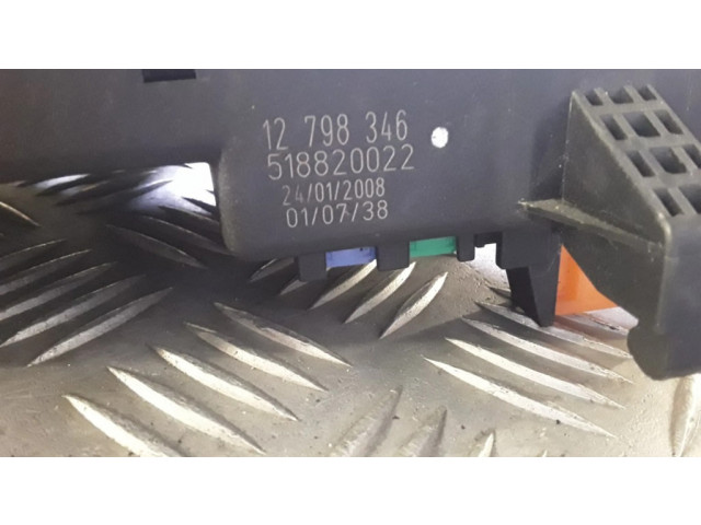 Блок предохранителей 12798346, 518820022 Cadillac BLS