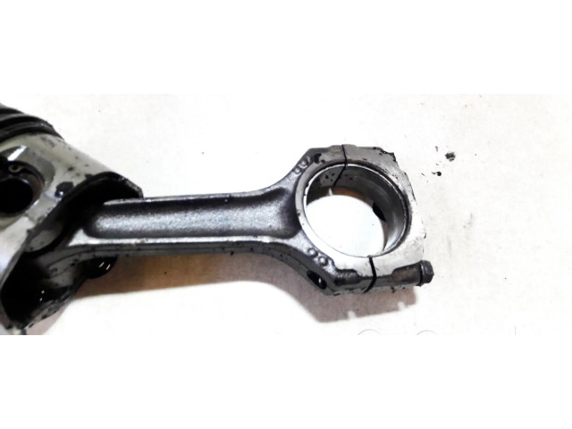  Поршень с шатуном    Renault Express для дизельного двигателя 1.8