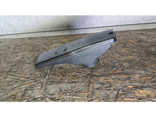 Указатель поворота переднего бампера