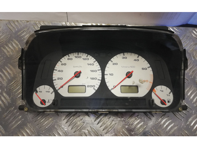 Панель приборов 5392325900 Volkswagen Golf III