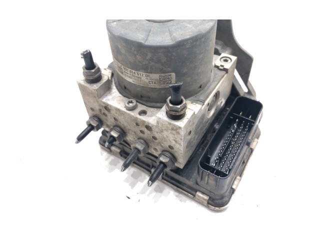 АБС Steuergerät 5Q0614517DE   Skoda  Karoq  2017 -  года