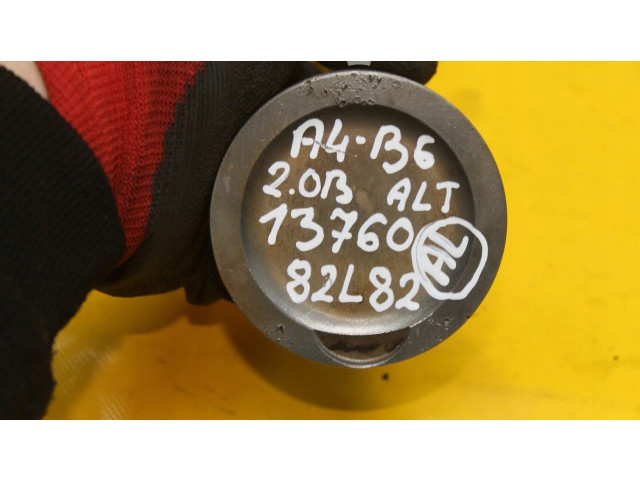 Píst Audi A4 S4 B6 8E 8H