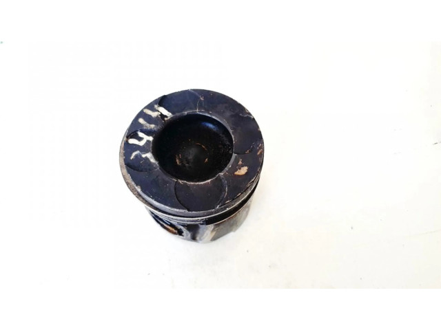 Píst a930 Opel Combo C pro naftový motor 1.3