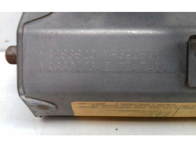 Подушка безопасности двери MR283820 Mitsubishi Space Wagon