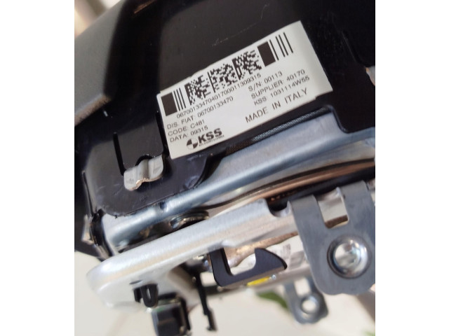 Подушка безопасности водителя 06700133470   Maserati Ghibli