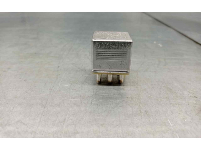 Блок предохранителей 0015420219 Mercedes-Benz S W140