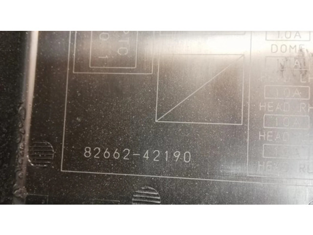 Pojistková skříňka 8266242190 Toyota RAV 4 (XA30) 2007