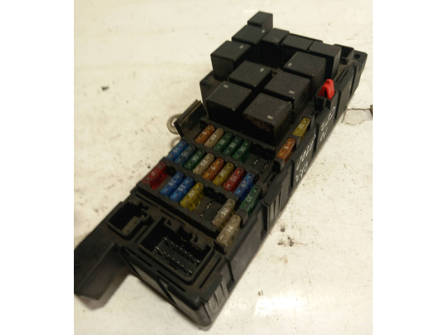 Блок предохранителей 9452993, 518323118 Volvo S70 V70 V70 XC