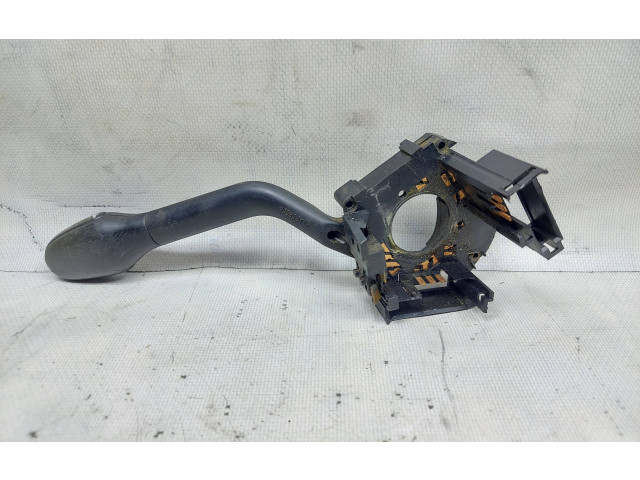 Ручка стеклоочистителей 1H6953503AA, 202471 Volkswagen Golf III