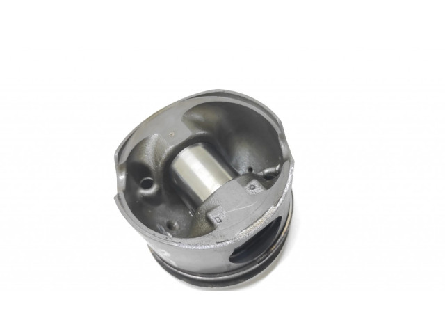 Píst BMW 7 E65 E66 pro naftový motor 4.5 M67n