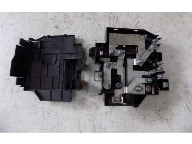 Блок предохранителей Volvo XC40