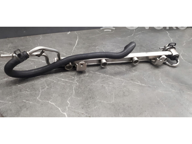 Топливная рампа 06a133317e   Volkswagen Golf IV  